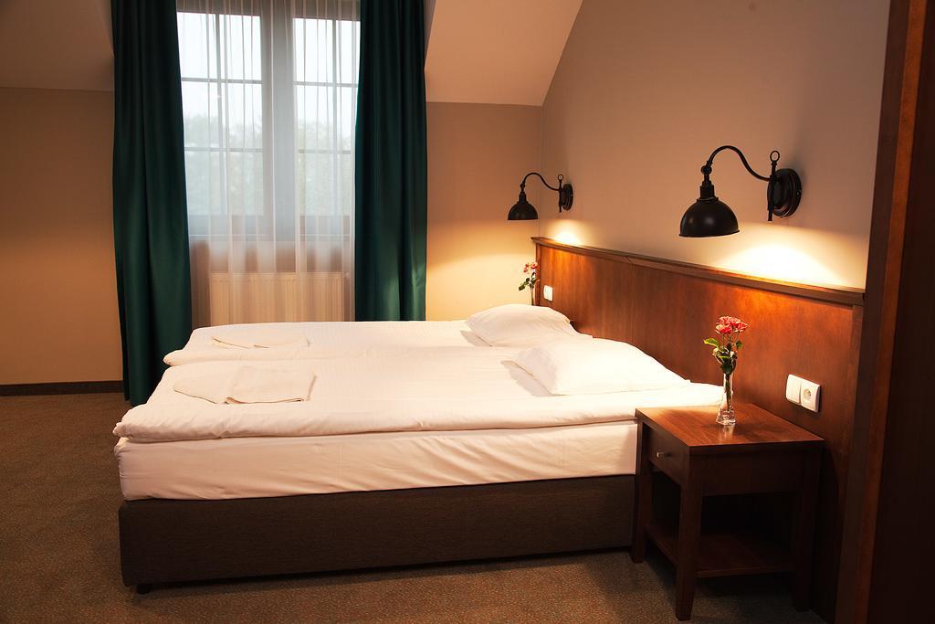 Hotel Biesiada Bogucin  Экстерьер фото